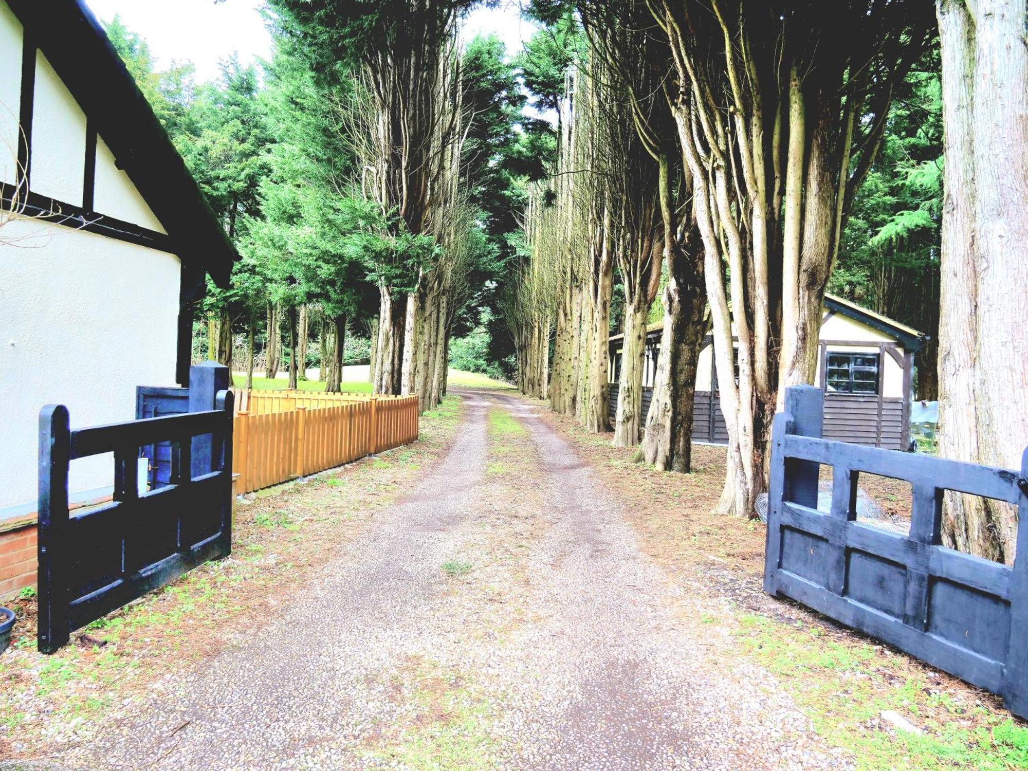 Beautiful Cottage In Brentwood Kelvedon Hatch Ngoại thất bức ảnh